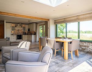 Verblijf 0102963 - Vakantiewoning Texel - Bleekerscoogh villa 210 met serre