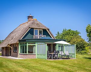 Guest house 0102965 - Holiday property Texel - Het Buitenhof villa 53 met serre