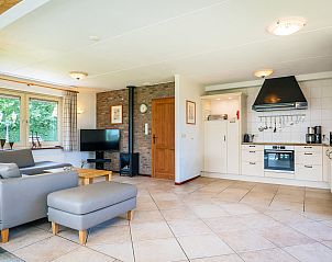 Guest house 0102965 - Holiday property Texel - Het Buitenhof villa 53 met serre
