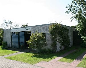 Verblijf 010461 - Vakantiewoning Texel - Vakantiehuis in Den Burg mit Mblierter Terrasse