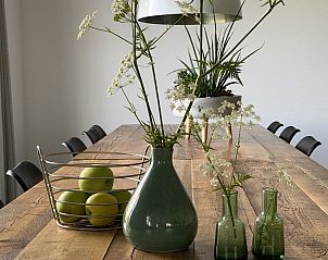 Stijlvolle eetkamer in Villa Nieuw Leven Texel, vakantiehuis in Den Burg, Texel.