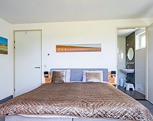 Luxe slaapkamer in Wulpenweid 12 A Lammetje vakantiehuis De Dennen Texel.