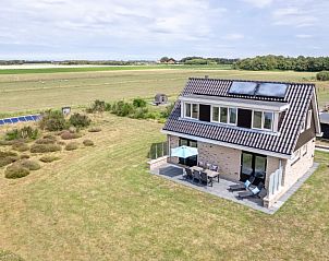 Luchtfoto van Wulpenweid 12 A Lammetje vakantiehuis in De Dennen Texel.