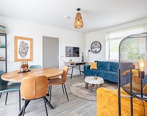 Stijlvolle woonkamer van Wulpenweid Bed en Parking, B&B in De Dennen, Texel.