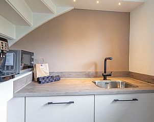 Compacte keukenhoek in Wulpenweid Bed en Parking, Texel.