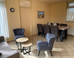 Gemtliches Wohnzimmer des Ferienhauses Tuinwal in Oosterend Texel.