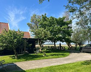Ferienhaus in Oosterend, Texel, mit groem Garten und Parkplatz, umgeben von Naturschnheiten.