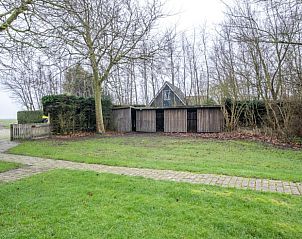 Ruime tuin rondom vakantiehuis Nieuwlanderweg 69, De Koog, Texel, perfecte natuurbeleving, Waddeneilanden.