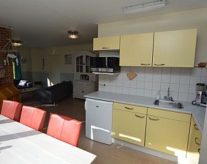 Fully equipped kitchen in Holiday home De Nagtegaal 15, Texel with modern amenities.