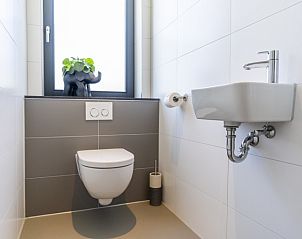 Stijlvolle WC in Rovershut - Familiehuis 2, vakantiehuis in De Dennen, Texel.