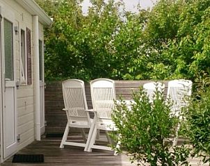 Sonnenterrasse am Vakantiepark de Bremakker Bosveld 104, Ferienhaus in De Dennen, Texel.