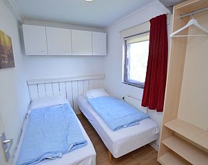 Comfortable bedroom in Holiday home the Pearl 222 on Texel, De Dennen.