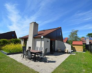 Bungalowpark Gortersmient vacation home Gortersmient 340 with sunny terrace in De Dennen, Texel, Wadden Islands.