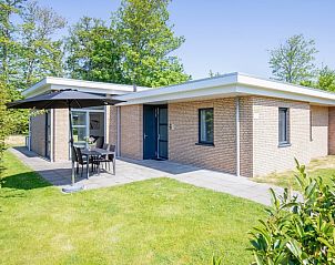 Vacation home Bungalowpark Verste Coogh - Hermelijn on Texel with terrace and garden in De Dennen.
