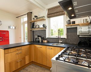 Guest house 0113251 - Holiday property Texel - Bungalowpark 't Luwe Land - 13A - De Kwartel