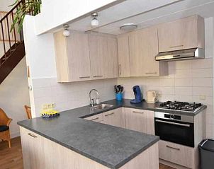 Moderne keuken in vakantiehuis Gortersmient 306, De Dennen, Texel, Bungalowpark Gortersmient.