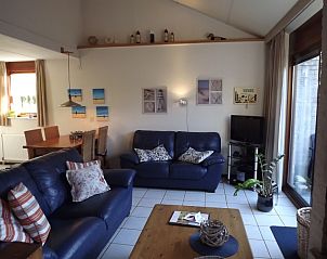 Gemtliches Wohnzimmer des Ferienhauses Gortersmient 348 in De Dennen Texel.