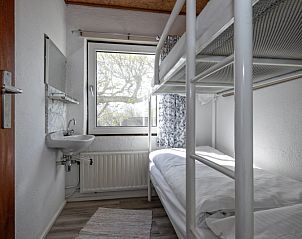 Cozy room with bunk beds in Langsteert vacation home, De Dennen, Texel, Wadden Islands.