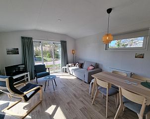 Gemtliches Wohnzimmer im Vakantiepark de Bremakker - Bosveld 146, ein ideales Ferienhaus in De Dennen, Texel.