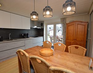 Essbereich und moderne Kche im Ferienhaus The Pearl 206, The Pines.