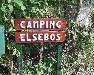 Ingang van Camping Elsebos nabij De Mons chalet, Formerum, Terschelling op de Waddeneilanden.