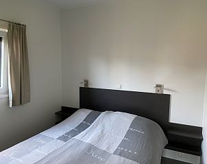 Comfortabele tweepersoons slaapkamer in ZONICE chalet, Formerum, Terschelling.