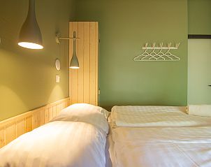 Verblijf 030930 - Bungalow Terschelling - Schuttersbos | 2-4-persoons cottage | 2-4B