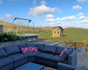 Guest house 0310116 - Holiday property Terschelling - Duinvilla De Reddingboot
