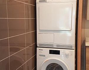 Wasmachine en droger in Wadhuske vakantiehuis, Oosterend, Terschelling.