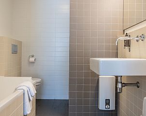 Guest house 031044 - Holiday property Terschelling - Appartement Bad Douche