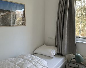 Guest house 0401157 - Bungalow Ameland - Zeevonk