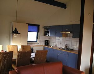 Moderne Kche in Kleefkruid Ferienhaus, Hollum, Ameland mit allen Annehmlichkeiten.