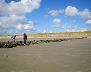 Strandspaziergang in der Nhe von Kleefkruid Bungalow, Hollum, Ameland mit Blick auf die Dnen.