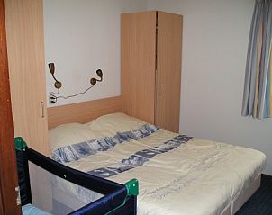 Komfortables Schlafzimmer im Ferienhaus Kleefkruid, Hollum, Ameland fr eine gute Nachtruhe.