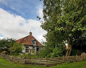 Verblijf 040409 - Vakantiewoning Ameland - Fairytale Cottage in Nes Friesland with garden and terrace