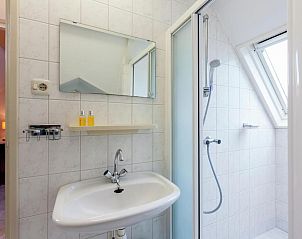 Verblijf 040409 - Vakantiewoning Ameland - Fairytale Cottage in Nes Friesland with garden and terrace