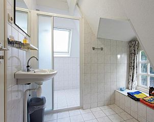 Verblijf 040409 - Vakantiewoning Ameland - Fairytale Cottage in Nes Friesland with garden and terrace