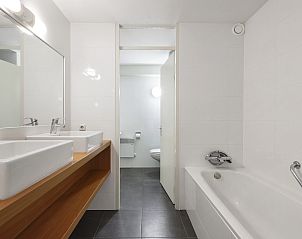 Guest house 040470 - Bungalow Ameland - Ameland State | 2-persoons appartement | 2BA