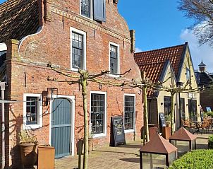 Historisch gebouw in Nes, nabij Ascona bungalow, Ameland.