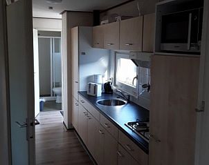 Schlafzimmer im Ferienhaus Protter in Buren, Ameland, erholsam und komfortabel auf den Watteninseln.