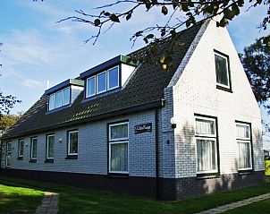 Guest house 050104 • Holiday property Schiermonnikoog • Witte huisje  Oost en West 