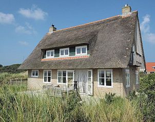 Guest house 140316 • Holiday property Terschelling • Cozy Villa in Midsland near Sea 