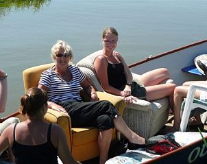 Verblijf 240802 - Boot Friese elfsteden - sloep voorstad van londen     