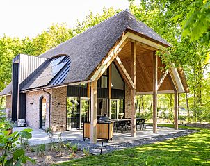 Verblijf 325525 - Vakantiewoning Veluwe - Boerderij Villa met Binnenzwembad & Wellness | 10 personen