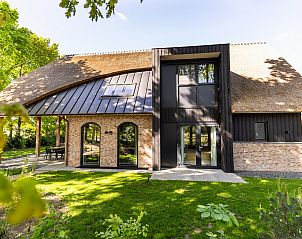Verblijf 325525 - Vakantiewoning Veluwe - Boerderij Villa met Binnenzwembad & Wellness | 10 personen