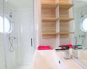 Guest house 4503178 - Holiday property Noordzeekust - Vrijstaande comfort chalet ECO6