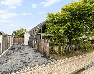 Unterkunft 4504327 - Ferienhaus Noordzeekust - Lazy Daisy | Jacuzzi | 8 Pers