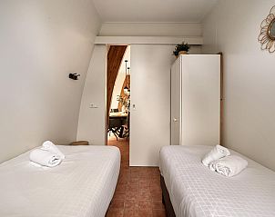 Unterkunft 4504327 - Ferienhaus Noordzeekust - Lazy Daisy | Jacuzzi | 8 Pers