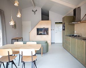 Guest house 452411 - Holiday property Noordzeekust - Pitstop 4