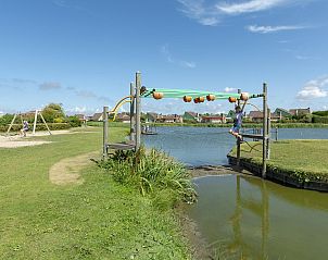 Unterkunft 4540109 - Ferienhaus Noordzeekust - Strandslag 235